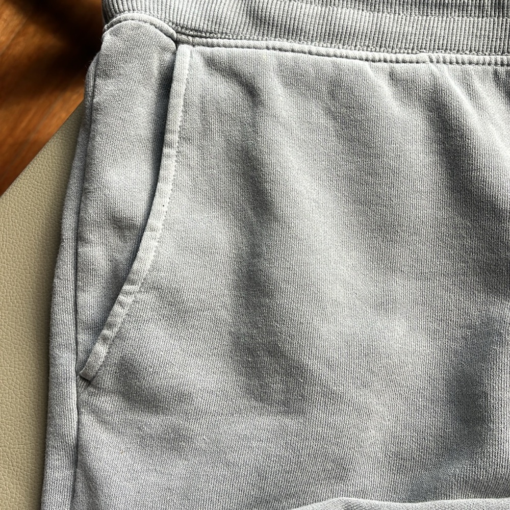 The North Face Light Gray Fleece Drawstring Shorts - Picture 4 of 9